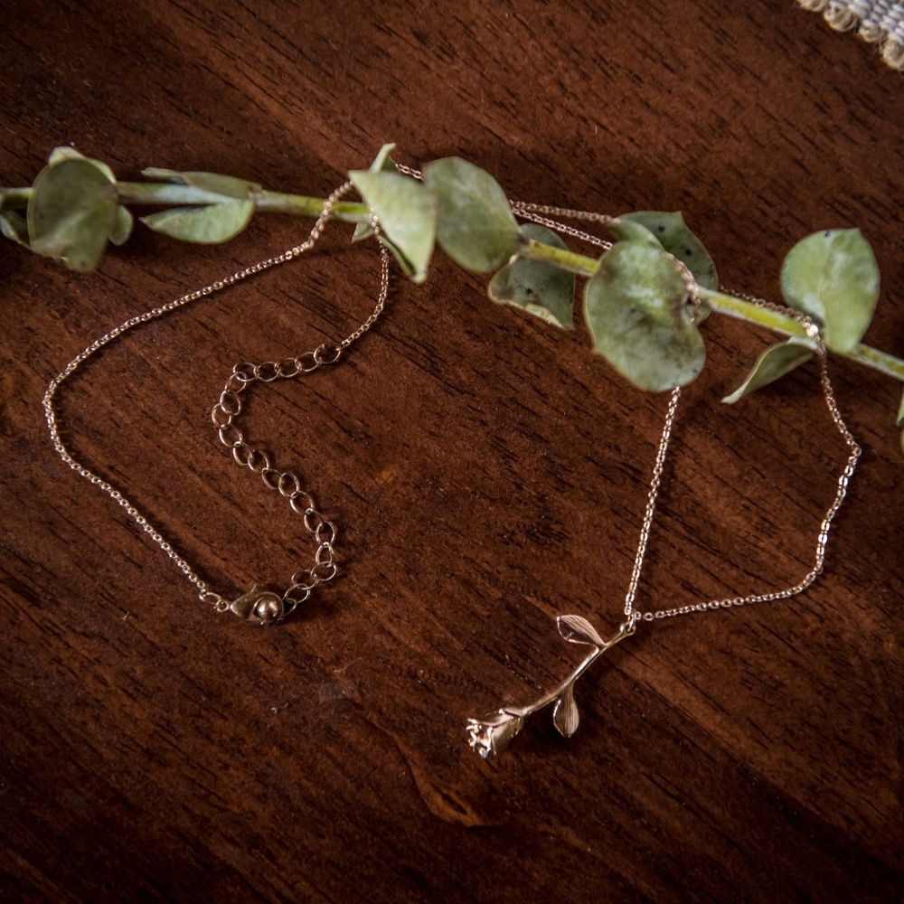 Rose Gold Rose Necklace